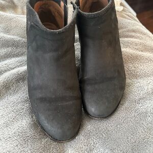 Women's Black Ankle Boots Vionic